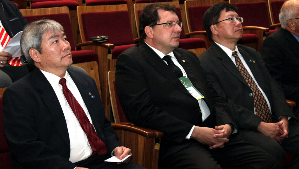 Fotos do evento da abertura do RNYR 2016 e da comemoração dos 50 anos da Seção Sul Brasil